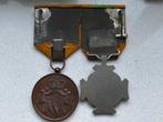 Twee  Onderscheidingen knil medaille atjeh 1873-83, Verzamelen, Ophalen of Verzenden, Overige soorten, Nederland, Lintje, Medaille of Wings