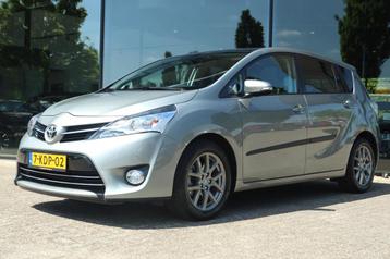 TOYOTA VERSO 1.8 VVT-i BUSINESS AUT. | NAP | TREKHAAK | PANO beschikbaar voor biedingen