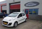 Peugeot 107 1.0 Access Accent (bj 2013), Auto's, Euro 5, Stof, Gebruikt, Zwart