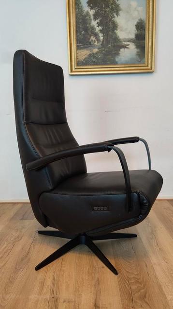 De rolstoel Movani Savona combineert een elegant design met  beschikbaar voor biedingen