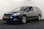 Skoda Octavia Combi 1.2 TSI Ambition Business Line, Auto's, Euro 5, Stof, Gebruikt, Zwart