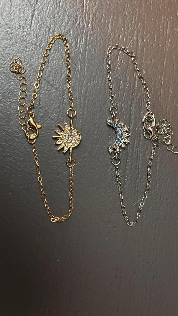 2 x armband. Zilver maan en goud zon. Yin Yang, vriendschap, Sieraden, Tassen en Uiterlijk, Armbanden, Nieuw, Staal, Goud, Met bedels of kralen