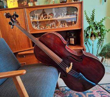 Oud Boheemse Cello  beschikbaar voor biedingen