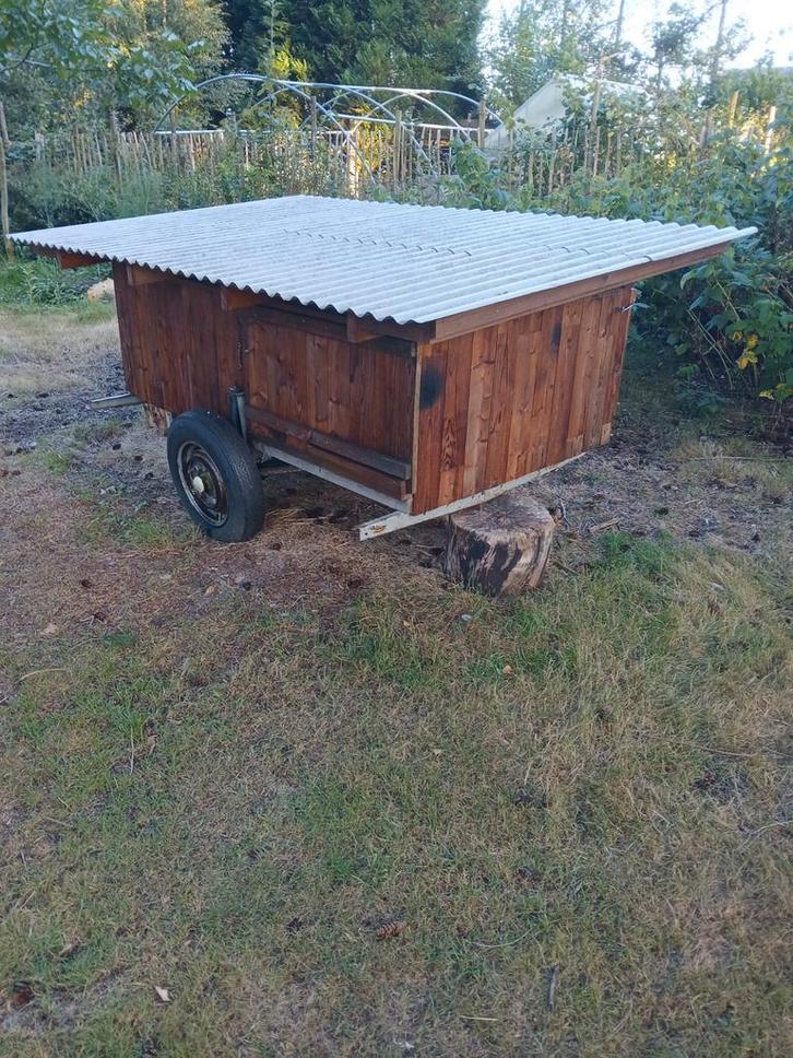 Kippenkar, kippenmobiel op luchtbanden met dissel trekhaak, Dieren en Toebehoren, Pluimvee | Toebehoren, Gebruikt, Kippenhok of Kippenren
