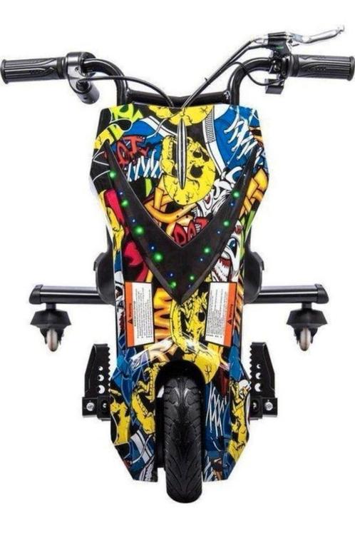 Drift Trike Nieuw met Bluetooth verlichting en muziek 250w !, Kinderen en Baby's, Speelgoed | Buiten | Accuvoertuigen, Nieuw, Verzenden