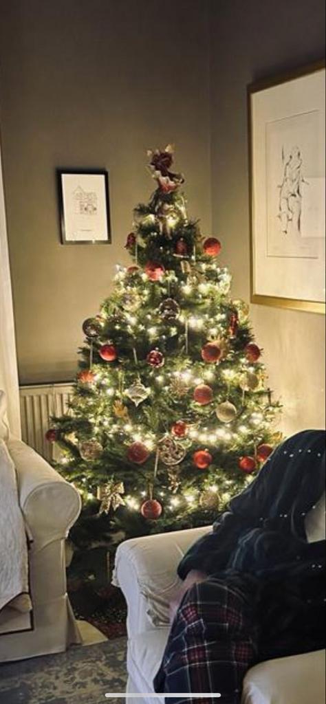 Volle kunstkerstboom, Diversen, Kerst, Zo goed als nieuw, Ophalen