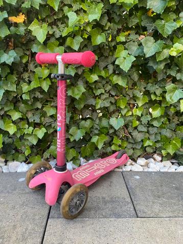 Micro mini step roze beschikbaar voor biedingen