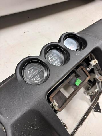 Datsun 260z Dashboard beschikbaar voor biedingen