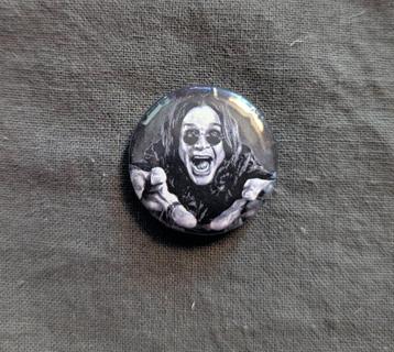 Ozzy Osbourne Band button – 25mm button / speld / pin beschikbaar voor biedingen