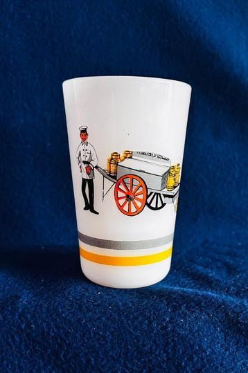 Menken Glas Melkglas 10,5 cm hoog Zuivel Melkhandel Vintage beschikbaar voor biedingen