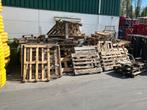 Gratis af te halen, brandhout balken + oude pallets, Tuin en Terras, Haardhout, Minder dan 3 m³, Ophalen, Overige houtsoorten