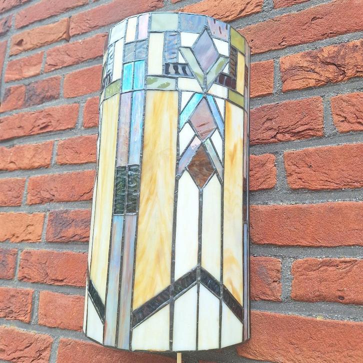 Vintage Wandlamp 'Tiffany', Durban motief, Huis en Inrichting, Lampen | Wandlampen, Zo goed als nieuw, Glas, Ophalen of Verzenden