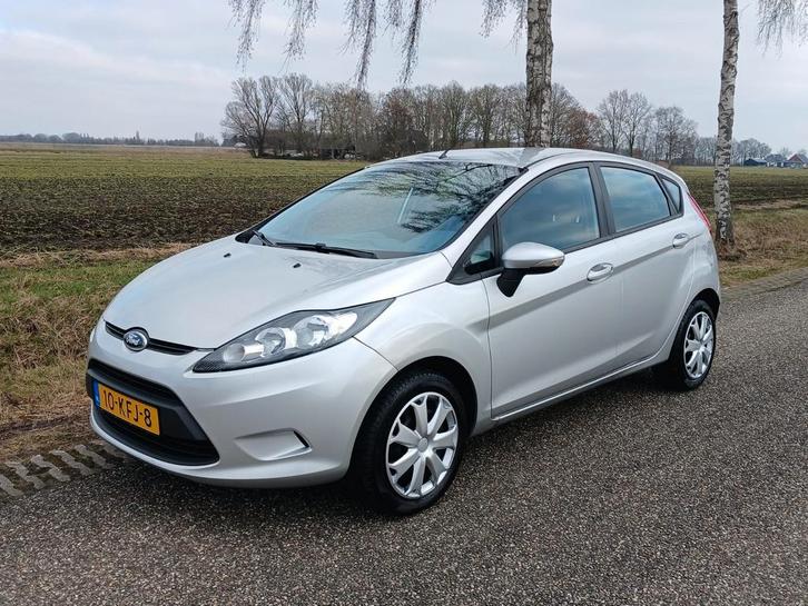 Ford Fiesta 1.2 Limited AIRCO NIEUW APK 5 deurs, Auto's, Ford, Bedrijf, Benzine, B, Hatchback, Handgeschakeld, Origineel Nederlands