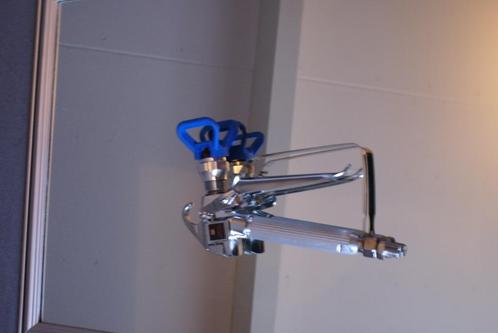 Airless spuitpistool met tips en verlengstaaf, Doe-het-zelf en Verbouw, Overige Doe-het-zelf en Verbouw, Nieuw, Ophalen of Verzenden