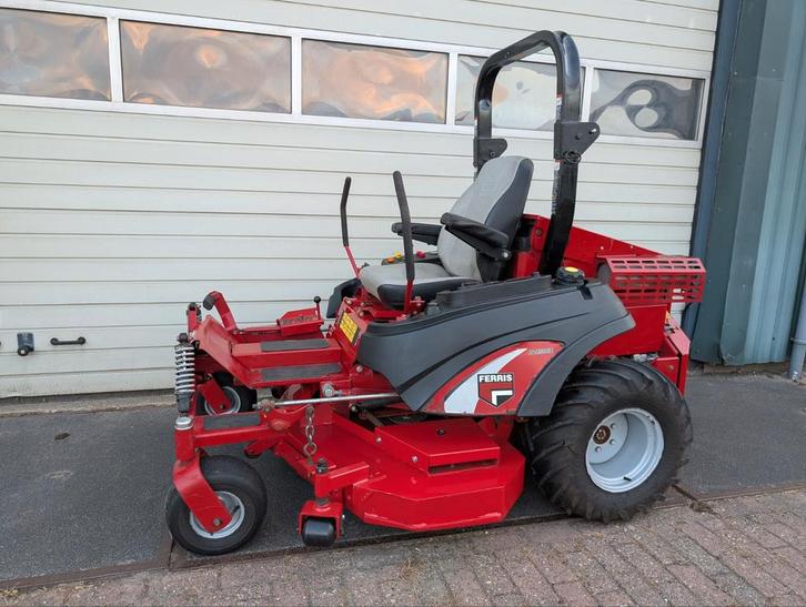 Nette Ferris  IS 4500z zeroturn! diesel! 153cm!, Tuin en Terras, Zitmaaiers, Gebruikt, 120 cm of meer, Elektrische starter, Mulchfunctie