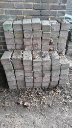 GRATIS 110 beton klinkers, Tuin en Terras, Ophalen, Gebruikt, Klinkers, 10 m² of meer
