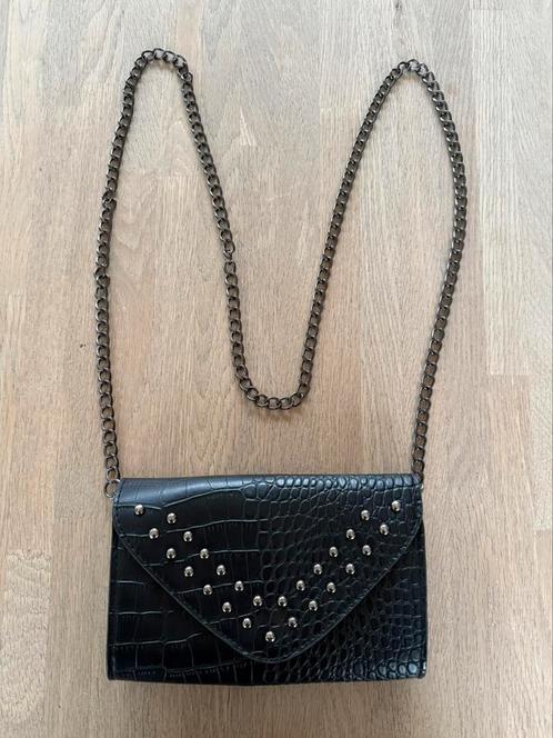 Zwart schouder/heup tasje., Sieraden, Tassen en Uiterlijk, Tassen | Damestassen, Zo goed als nieuw, Schoudertasje, Zwart, Ophalen of Verzenden