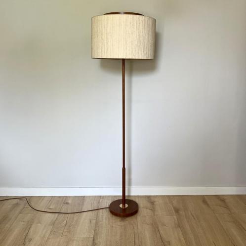 Midcentury design vloerlamp - teak, ecru kap Temde Leuchten, Huis en Inrichting, Lampen | Vloerlampen, Gebruikt, 150 tot 200 cm
