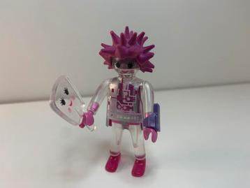 Playmobil figures ser.10 - Meisje wat zich niet gezien voelt beschikbaar voor biedingen