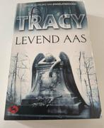 P.J. Tracy - Levend aas, Ophalen of Verzenden, Gelezen