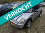Mini Mini 1.6 Cooper airco navigatie sport velgen, Voorwielaandrijving, Stof, Gebruikt, 4 cilinders