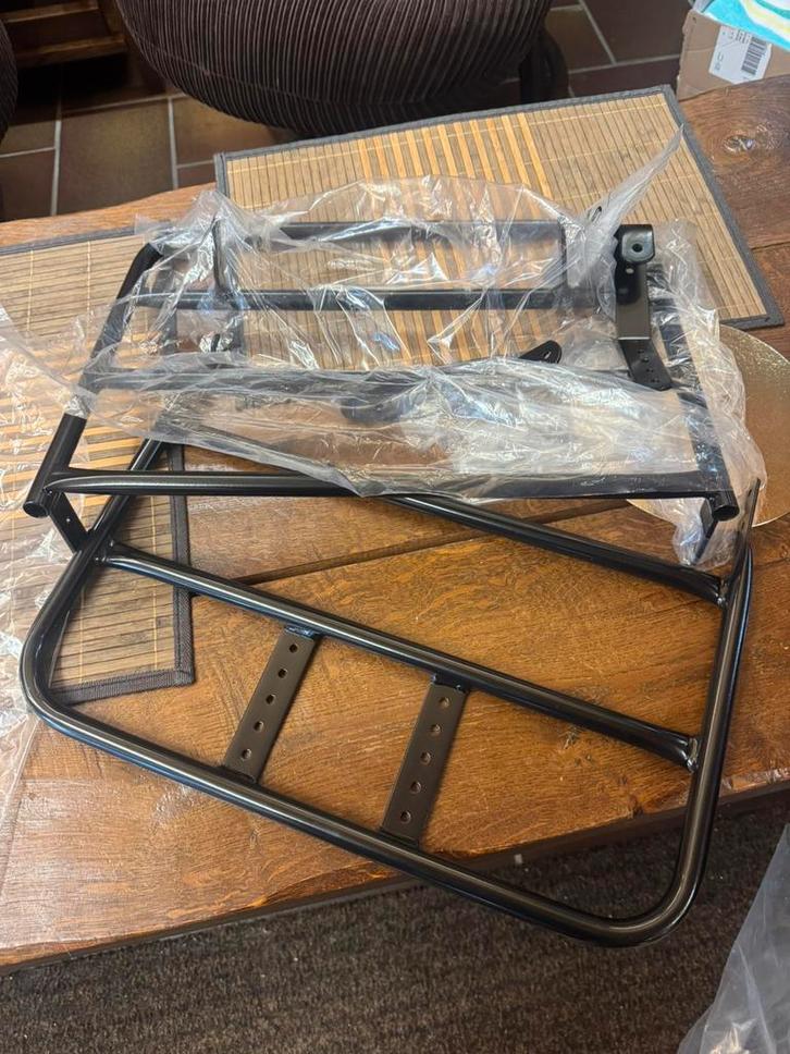 Steco voordrager nieuw 44cm breed (Nr: 1954), Fietsen en Brommers, Fietsaccessoires | Bagagedragers, Zo goed als nieuw, Ophalen