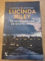 Lucinda Riley - De geheimen van de kostschool, Boeken, Detectives, Ophalen of Verzenden, Gelezen, Lucinda Riley