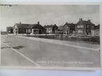 Stavenisse Clerqplein met Kleuterschool, Verzamelen, Ansichtkaarten | Nederland, Verzenden, 1940 tot 1960, Gelopen, Zuid-Holland