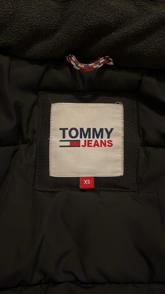 Tommy Hilfiger Winterjas Jongen XS, Kleding | Dames, Jassen | Zomer, Zo goed als nieuw, Maat 34 (XS) of kleiner, Zwart, Ophalen of Verzenden