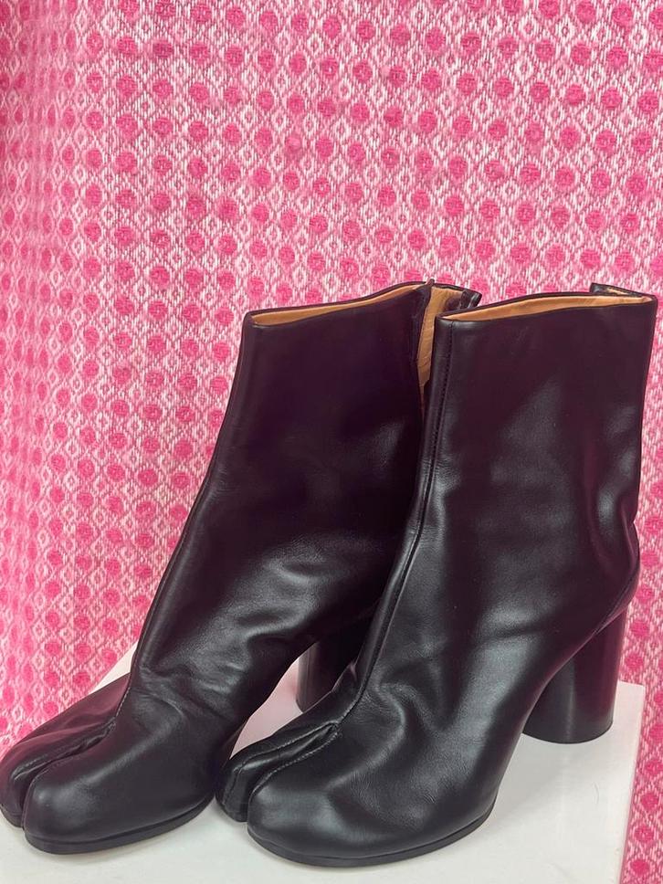 Maison Margiela Tabi boots 9cm, Kleding | Dames, Schoenen, Zo goed als nieuw, Lage of Enkellaarzen, Zwart, Ophalen of Verzenden