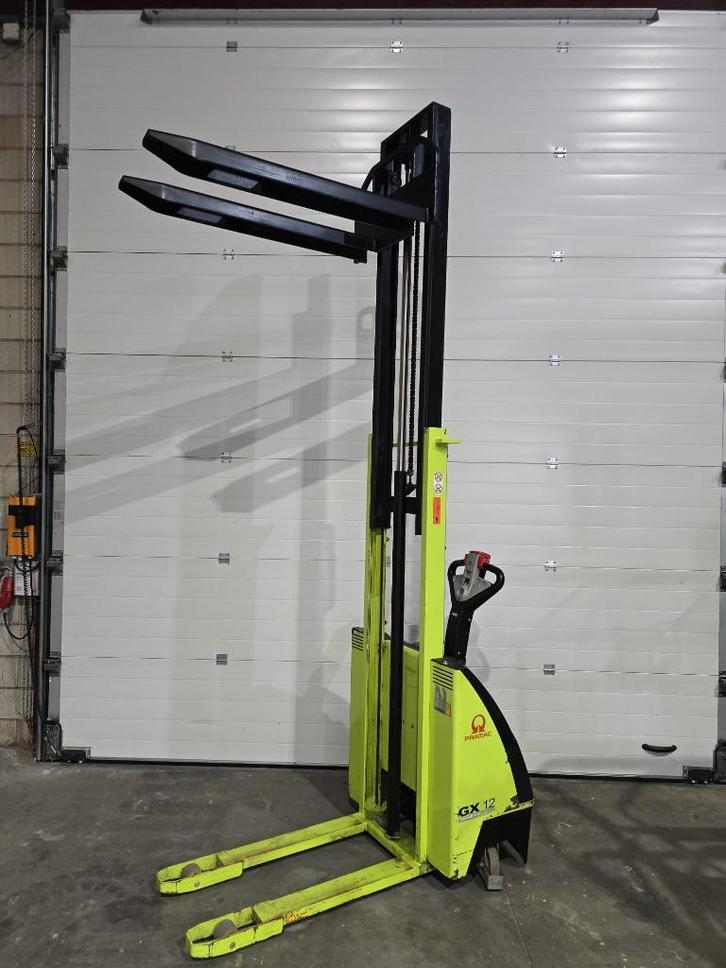 Nette Pramac stapelaar te koop, Doe-het-zelf en Verbouw, Palletwagens en Pompwagens, Zo goed als nieuw, Ophalen
