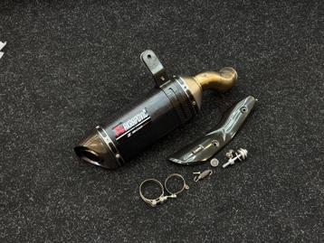 Z900 Akrapovic carbon Slip-on + carbon hitteschild beschikbaar voor biedingen