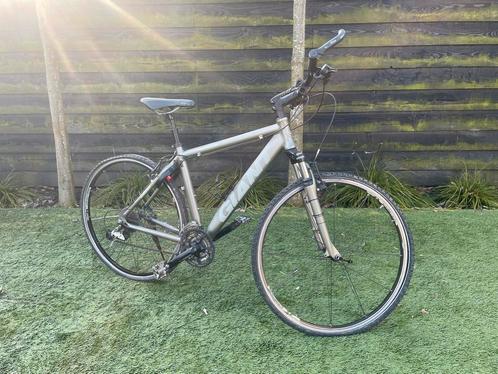 Giant Cross hybride fiets, Fietsen en Brommers, Fietsen | Heren | Sportfietsen en Toerfietsen, Gebruikt, Giant, Meer dan 20 versnellingen