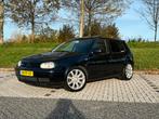 Volkswagen Golf IV 2.3 V5 Highline – VR5 – R23, Auto's, Voorwielaandrijving, Stof, Zwart, 150 pk