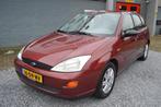 Ford Focus 1.6-16V Ambiente Airco 5Drs Jaar APK, Auto's, Ford, 1596 cc, Gebruikt, 1052 kg, 4 cilinders
