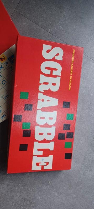 2 x Scrabble (Ned. Uitgave) 1 x Jeugd Scrabble beschikbaar voor biedingen