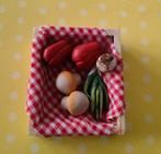 Houten kistje met verschillende groenten voor poppenhuis, Ophalen of Verzenden, Nieuw, Toebehoren