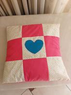 Roze hartjes sierkussen, Huis en Inrichting, Ophalen of Verzenden, Zo goed als nieuw, Overige kleuren, Vierkant