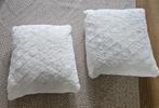 JYSK 2 witte kussens 45x45 cm inclusief hoes & binnenkussen, Ophalen, Zo goed als nieuw, Wit, Vierkant
