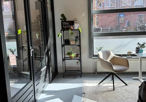 Studiogenoot gezocht, Huis en Inrichting, Bureaus, Zo goed als nieuw, Bureau, Ophalen