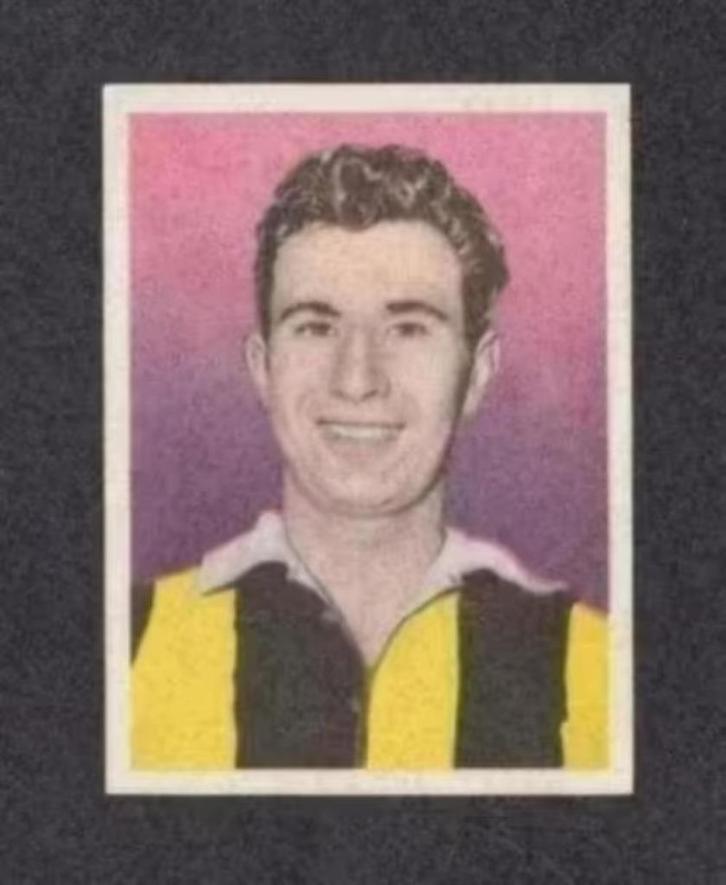 Sportplaatje Voetbal Wim Hendriks Vitesse (79)., Verzamelen, Overige Verzamelen, Zo goed als nieuw, Ophalen of Verzenden