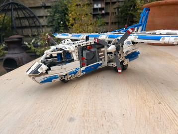 Lego Technic Cargo Vliegtuig - Zonder Doos/Boekjes beschikbaar voor biedingen