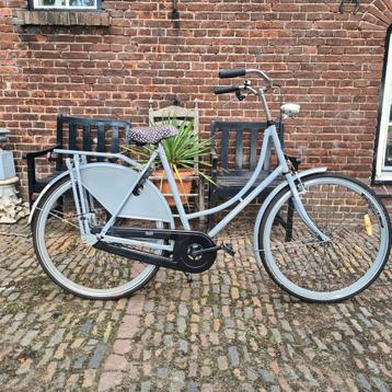 Oma fiets  beschikbaar voor biedingen