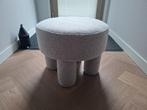 Te koop lichtgrijze poef, Huis en Inrichting, Ophalen, Minder dan 50 cm, Rond, Nieuw