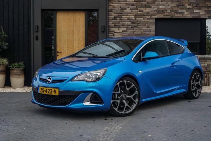 Opel Astra GTC 2.0 Turbo OPC 280PK Recaro Brembo OPC-Plus pa, Auto's, Opel, Bedrijf, Astra, ABS, Adaptieve lichten, Airbags, Airconditioning