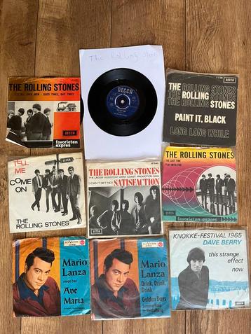 Grote verzamling vinyl singles met grote artiesten beschikbaar voor biedingen