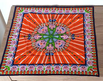 UNIEK 2 VINTAGE ZAKDOEKEN 56x58 CLOWNSGEZICHT FEESTGANGERS  beschikbaar voor biedingen