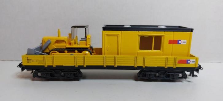 Strukton Lage Bakwagon met Bulldozer en Bouwkeet Nieuw (11), Hobby en Vrije tijd, Modeltreinen | H0, Nieuw, Wagon, Wisselstroom