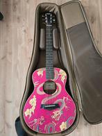 Taylor GS Mini e Dragon, Muziek en Instrumenten, Snaarinstrumenten | Gitaren | Akoestisch, Ophalen, Zo goed als nieuw, Western- of Steelstringgitaar