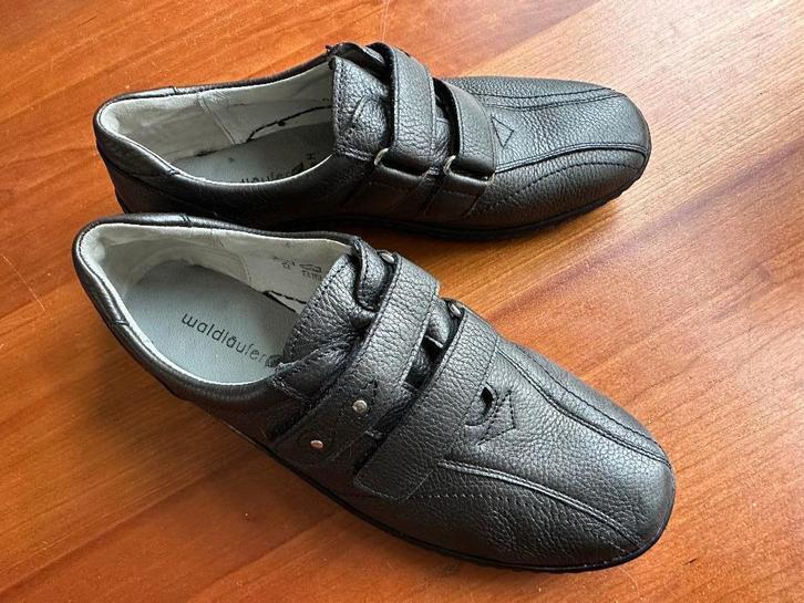 Waldlaufer Klittenbandschoenen gemaksschoenen H maat 4,5, Kleding | Dames, Schoenen, Zo goed als nieuw, Instappers, Bruin, Ophalen of Verzenden